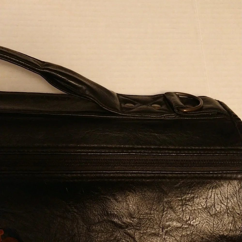 VGUC. Vintage Anheuser-Busch expandable laptop briefcase.